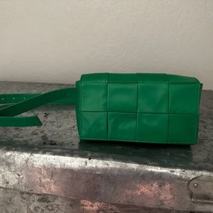 Paper Calfskin Intrecciato Cassette Belt Bag Parakeet